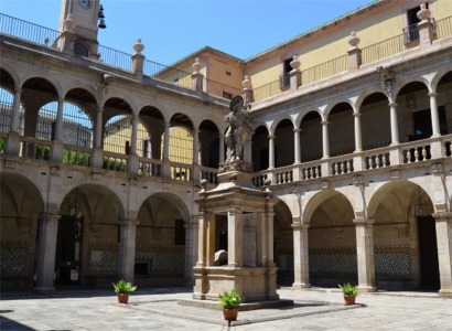 Institut d'Estudis Catalans (IEC)